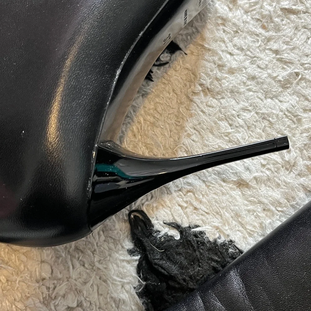 Saint Laurent size 37 Lexi 90 Zip Bootie gorgeous black ankle booties - Picture 11 of 14